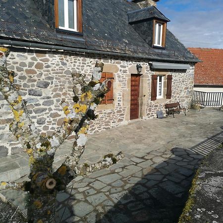 Maison Chez La Malie Le Monteil  Eksteriør billede
